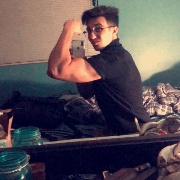 Meet your Posher, Kassem - Picture 1 of 1